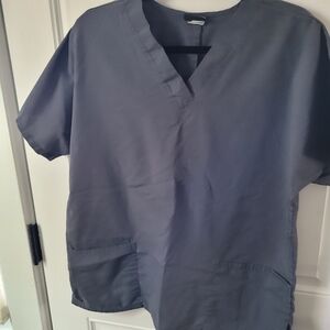 2 for $15 - Cherokee Work Wear Four Classic 3-Pocket V-Neck Women's Scrub Tops L